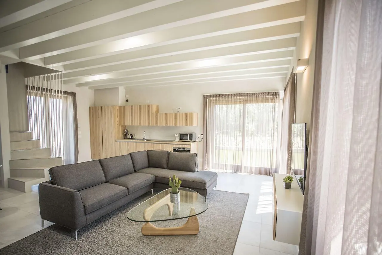 Relais Madergnago Gardapartments Desenzano del Garda