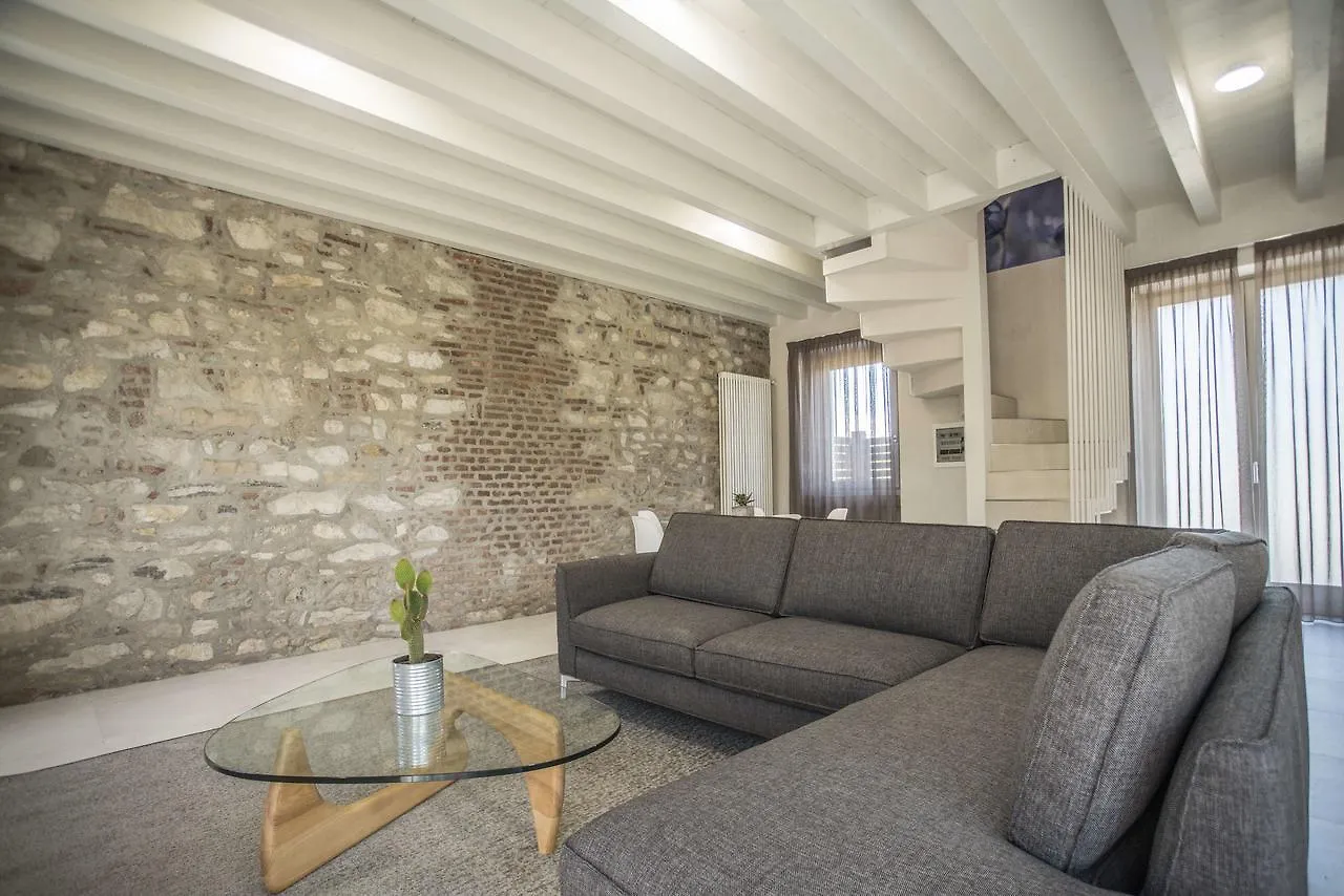 Relais Madergnago Apartment Desenzano del Garda