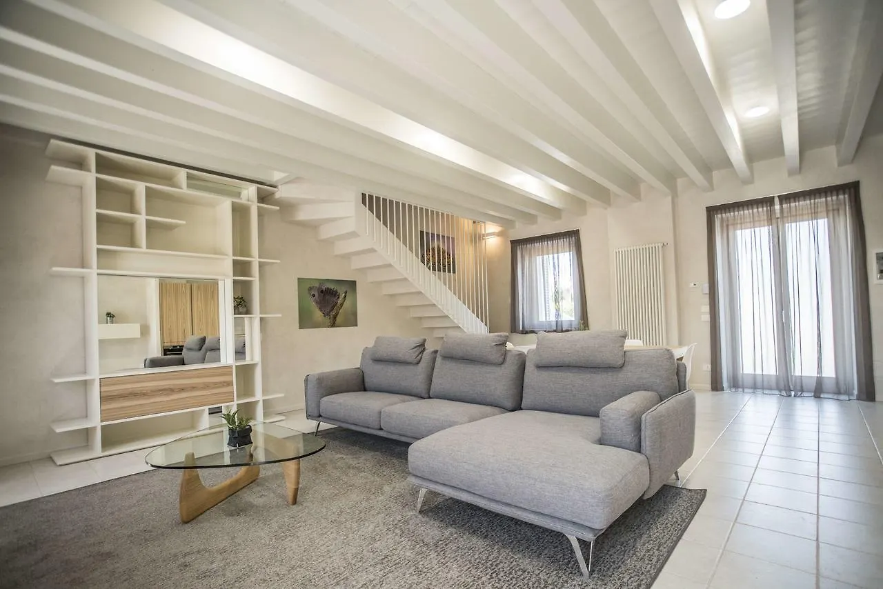 Relais Madergnago Gardapartments Desenzano del Garda Appartement