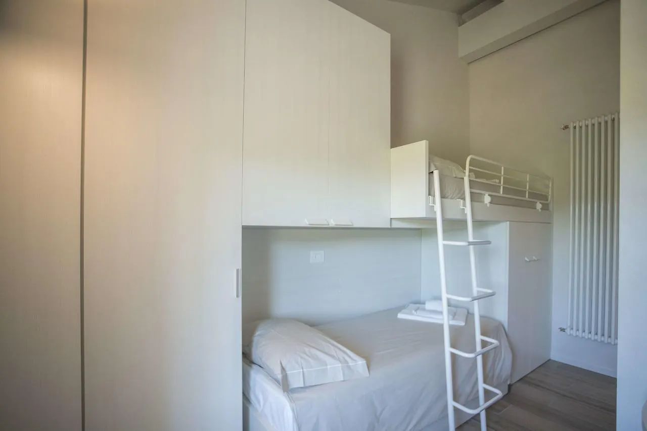 Relais Madergnago Gardapartments Desenzano del Garda Italien