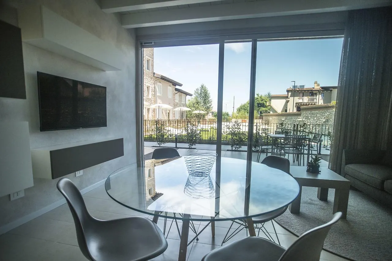 Relais Madergnago Gardapartments Desenzano del Garda Lejlighed
