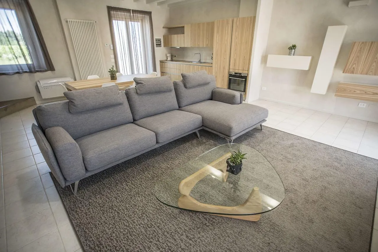 Apartment Ferienwohnung Relais Madergnago Desenzano del Garda